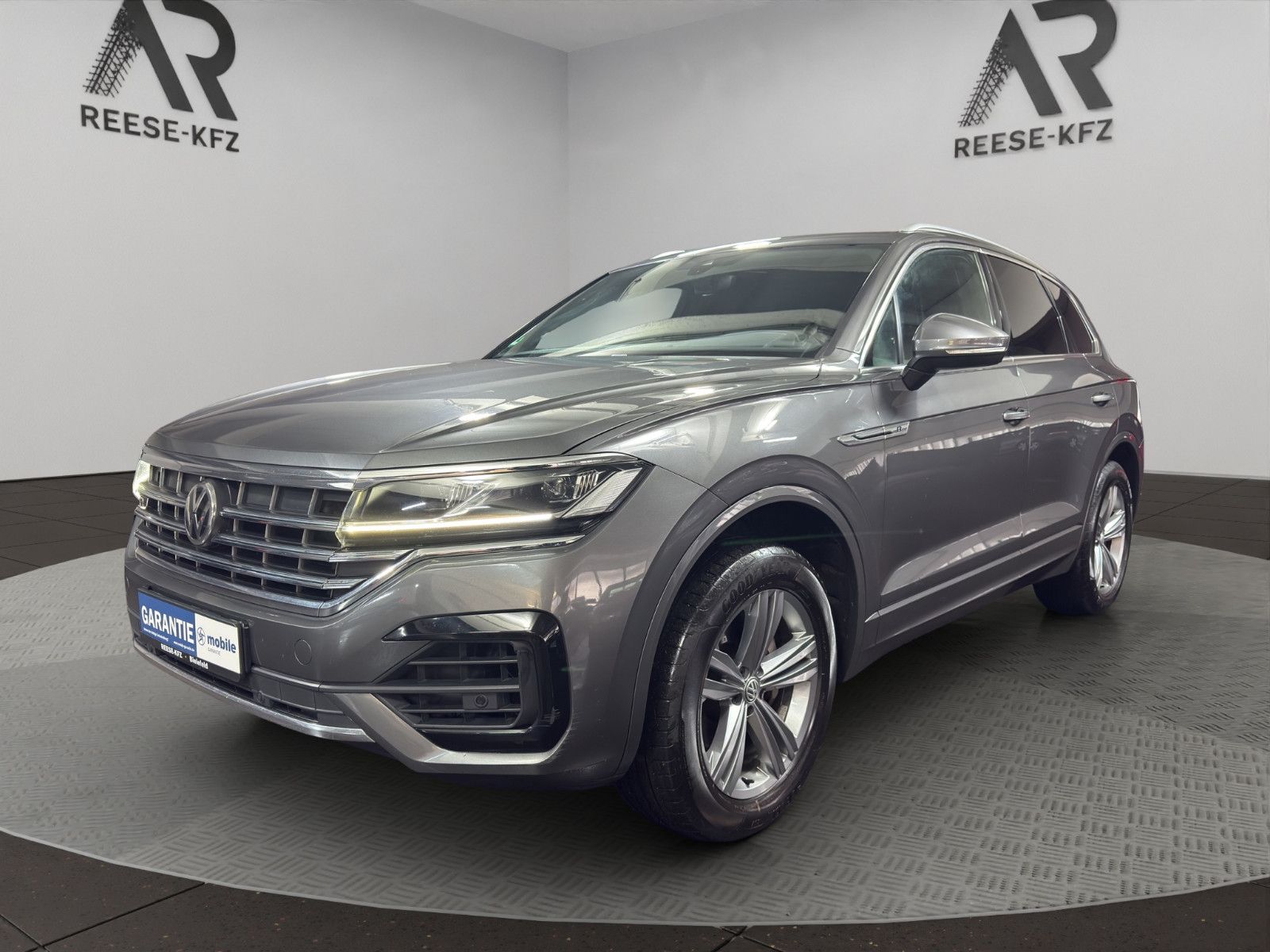VW Touareg R-Line 4Motion AHK LED Leder