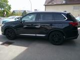 Mitsubishi Outlander Edition 100+ 4WD 360°Kamera Leder AHK - Mitsubishi Outlander Edition mit Diesel-Antrieb