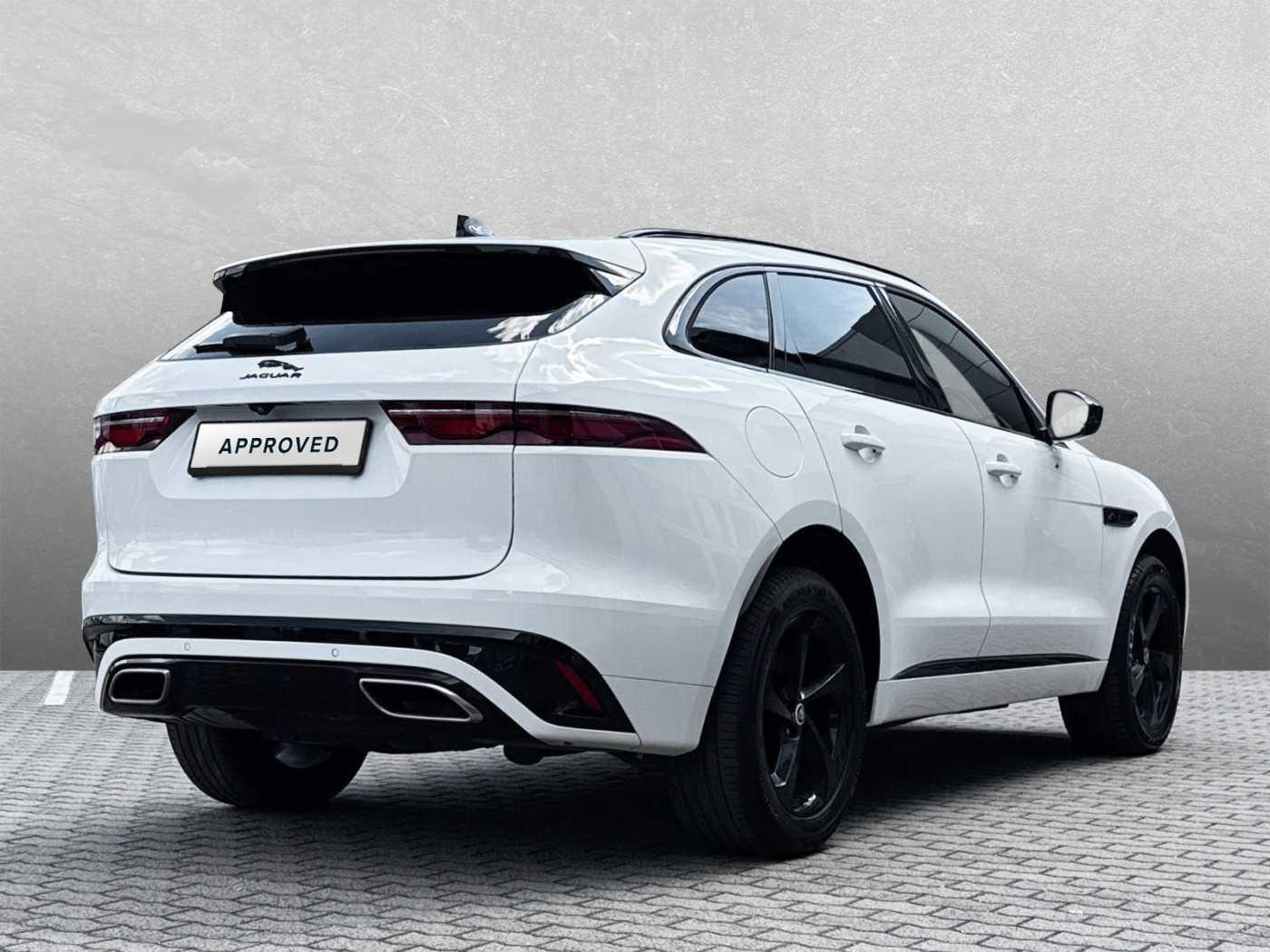 Jaguar F-Pace D300 AWD R-Dynamic SE AHK Massage