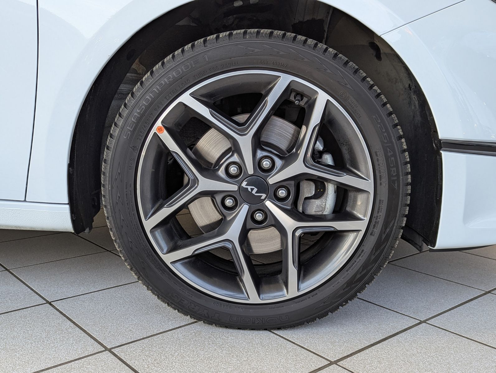 Fahrzeugabbildung Kia cee'd / Ceed 1.5 Ultimate Style-Pak. JBL ACC 7J