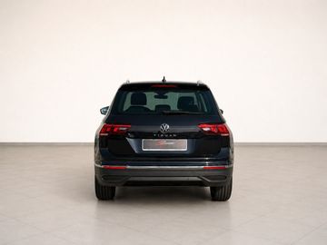 Volkswagen Tiguan - 6