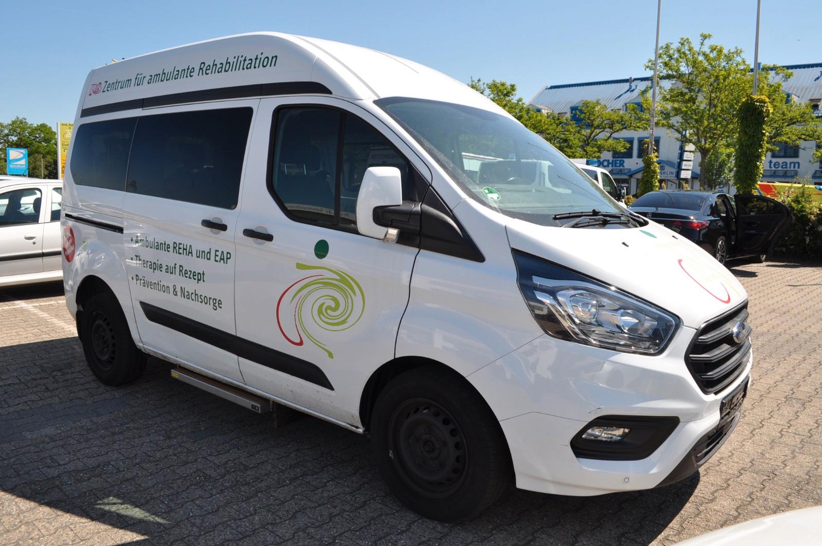 Ford Transit Custom Nugget 320 L1 - 8 Sitze