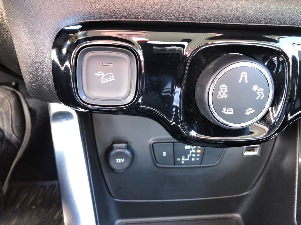 Fahrzeugabbildung Citroën C3 Aircross PureTech 130 Stop & Start EAT6 OPF P
