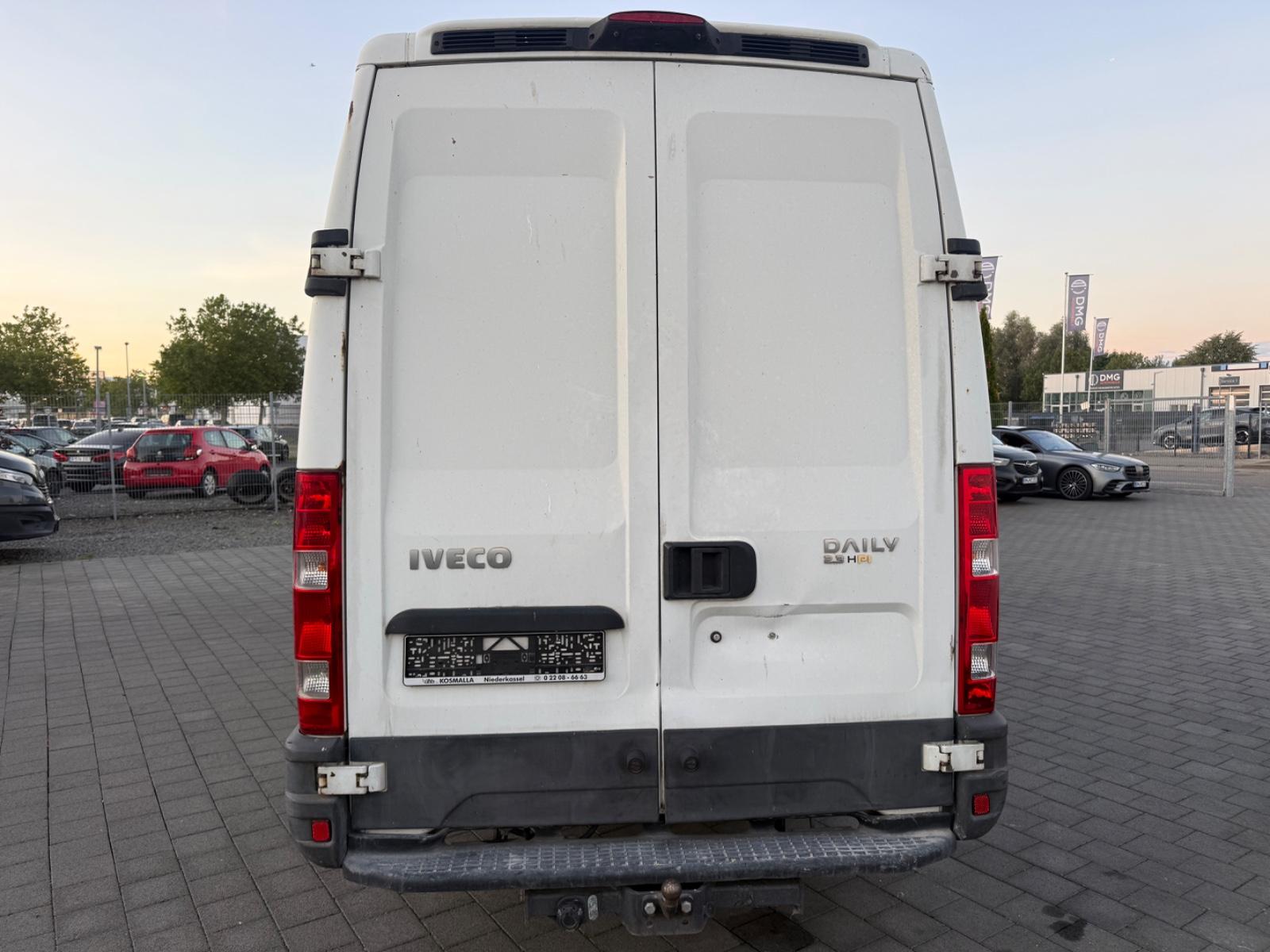 Iveco Daily 2.3 Liter 35S12 L4H2