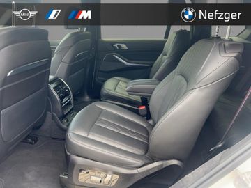 BMW X7 - 8
