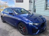 Maserati Levante Q4 /First owner - Maserati Levante mit Benzin-Antrieb: Automatik