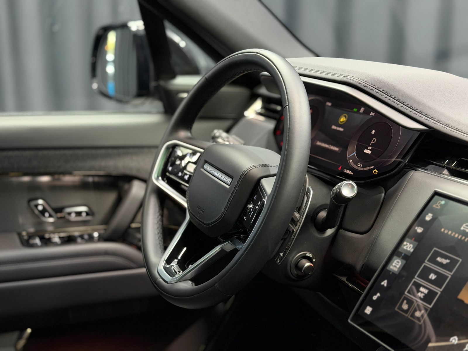 Fahrzeugabbildung Land Rover Range Rover Sport S Hybrid |MERIDIAN|360°|LUFT