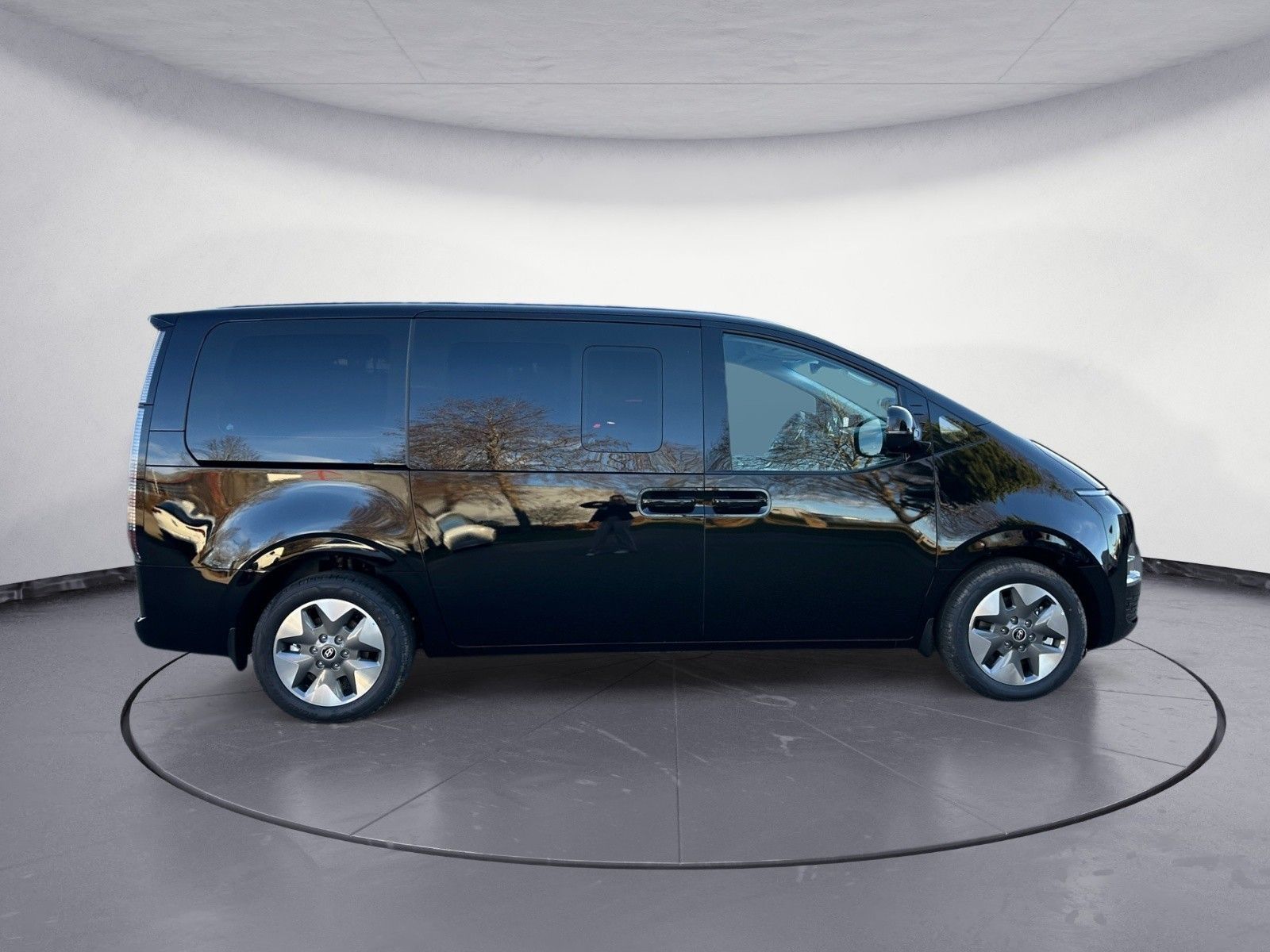 Hyundai Staria – Bild 6