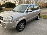 Hyundai TUCSON 2.0 GLS 2WD GLS - gebrauchte Hyundai TUCSON aus dem Jahr 2004
