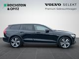 Volvo V60 Cross Country B5 AWD Ultimate/Keyless/HeadUp - Volvo V60 Cross Country Ultimate mit Benzin-Antrieb
