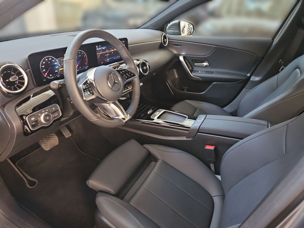 Fahrzeugabbildung Mercedes-Benz A 200 Progressive Navi LED SHZ SpurH KAM DAB