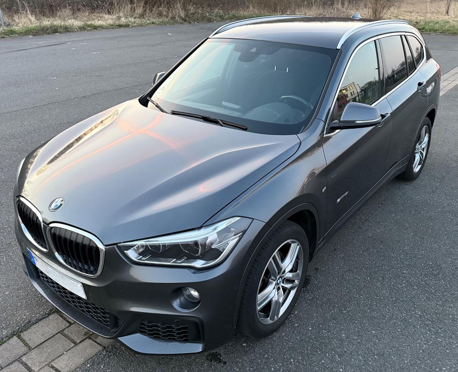 BMW X1 sDrive 18 i M Sport Navi Alcantara LED 1.Hand