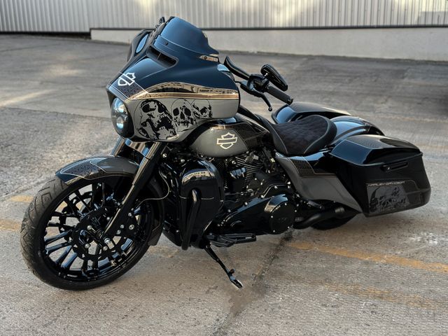 Harley-Davidson FLHTK 2023 Custom Bagger Street Glide