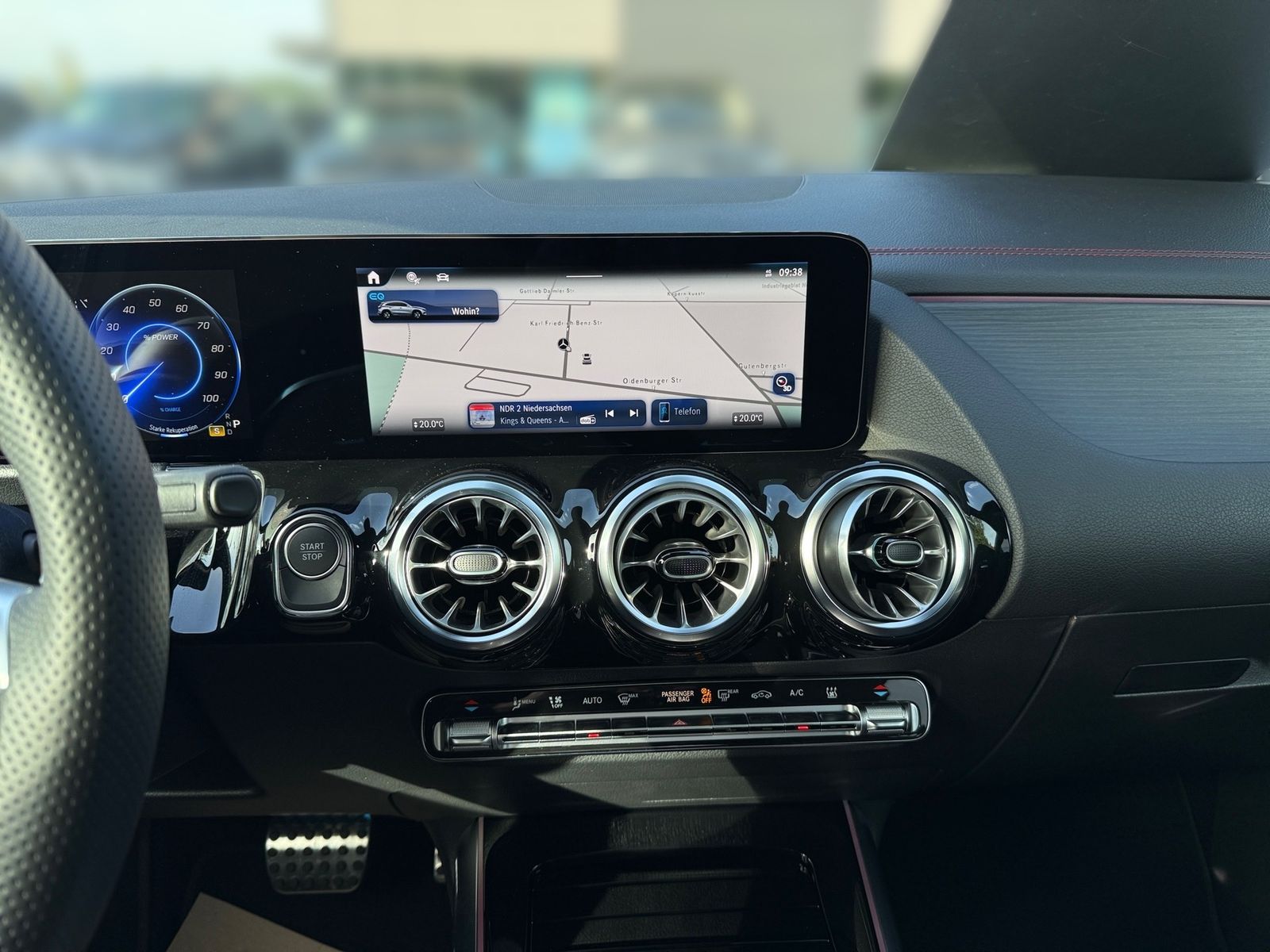 Mercedes-Benz EQA 250 AMG Night Distronic Kamera KeyLess LED foto 12