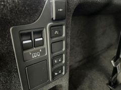 Foto Nummer 17: LAND ROVER Discovery