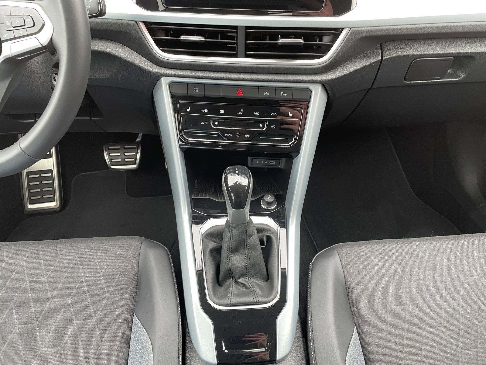 Volkswagen T-Roc - Bild 11