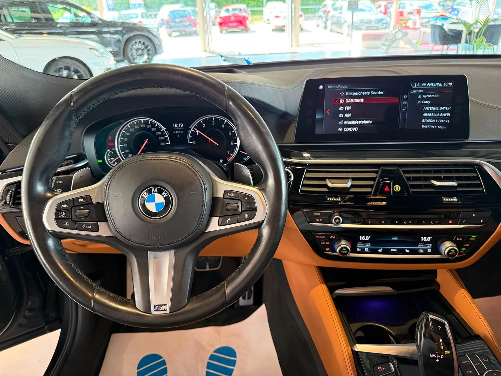 BMW 630i M Sport Led. Navi Pano HUD LEDER ACC