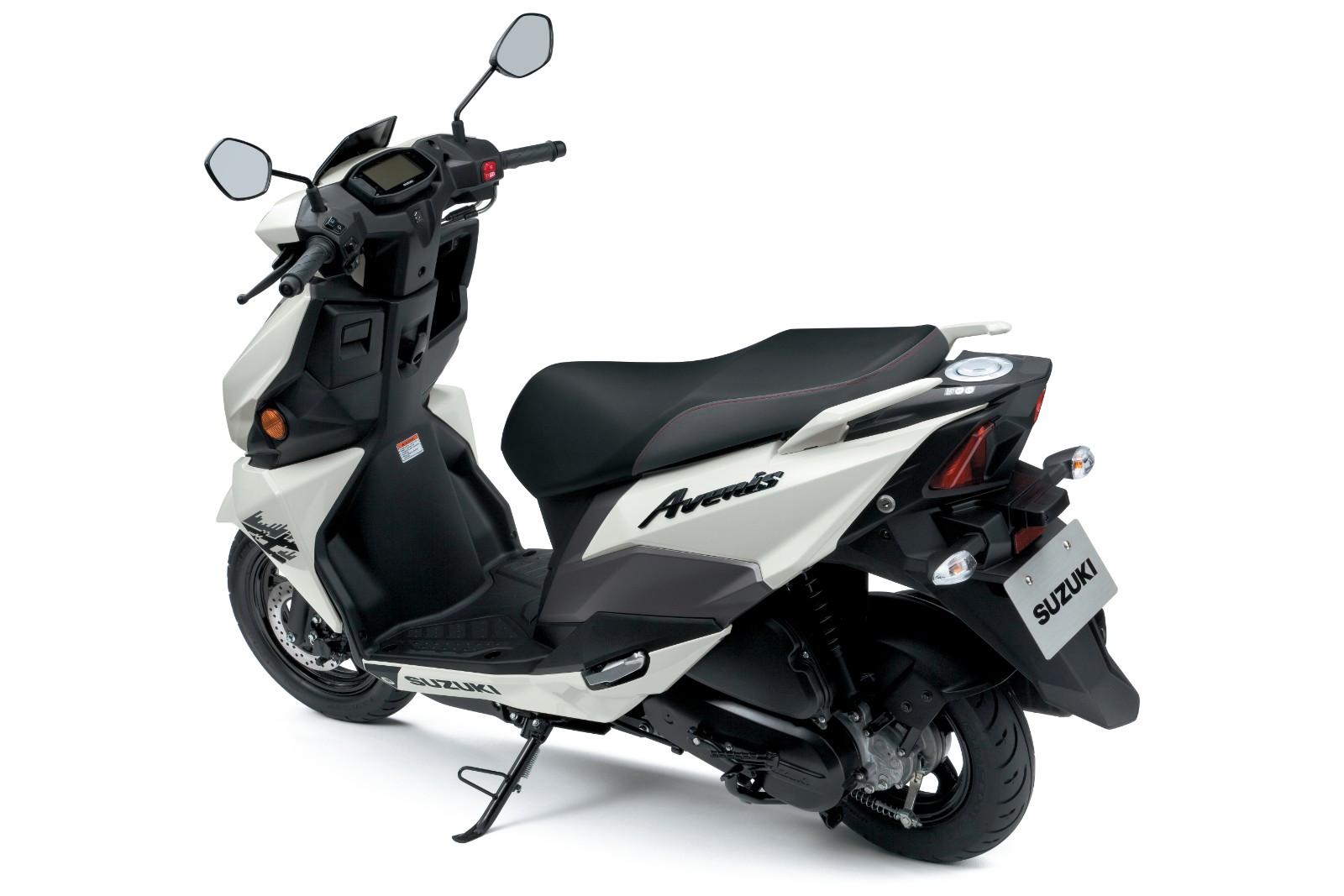 Suzuki Avenis - Tageszulassung - B196