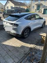 Ford Mustang Mach-E Elektromotor Standard Range, ... - Ford Mustang Mach-E von privat