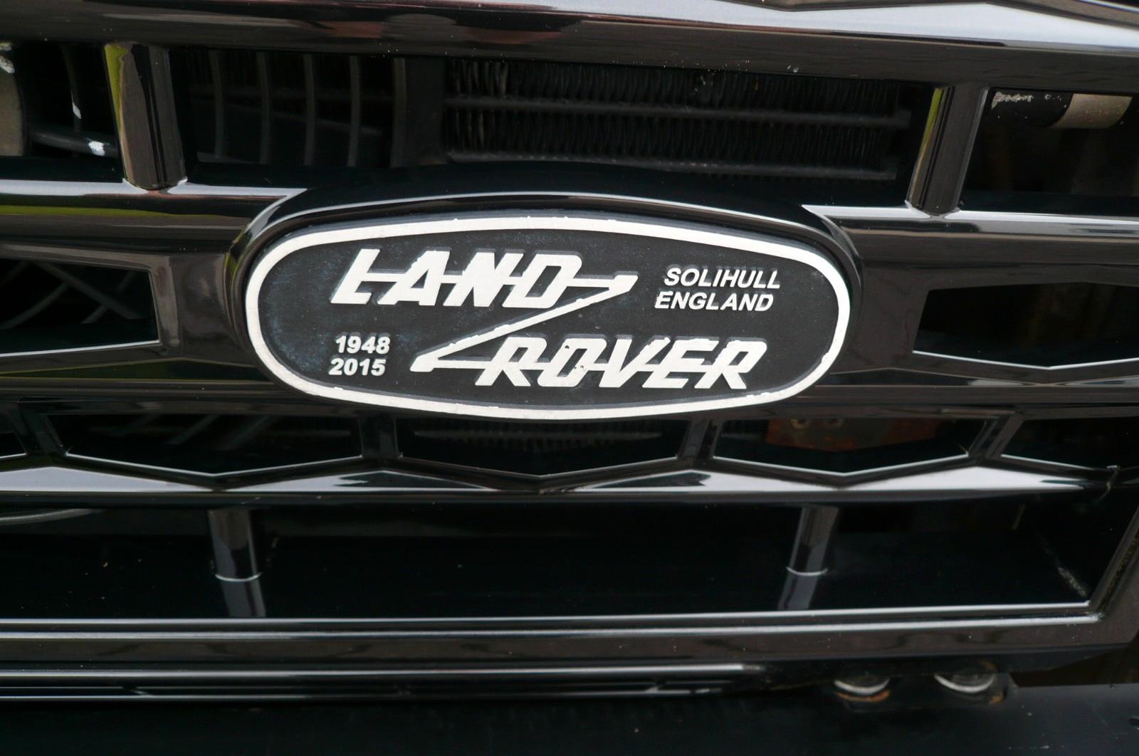 Land Rover Defender 110 ADVENTURE * 7-Sitzer * Standheizung