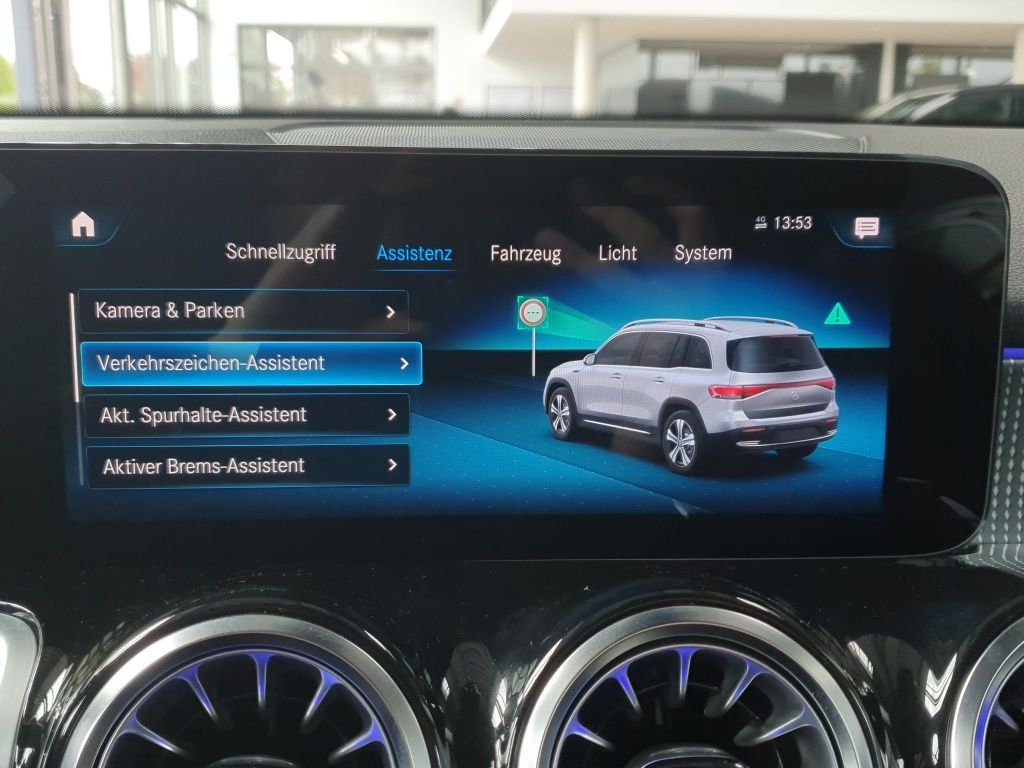 Fahrzeugabbildung Mercedes-Benz EQB 300 4MATIC Progressive*360 Grad*PDC*18 Zoll