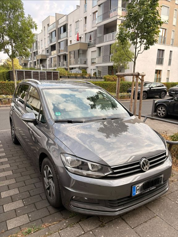 Image of Volkswagen Touran