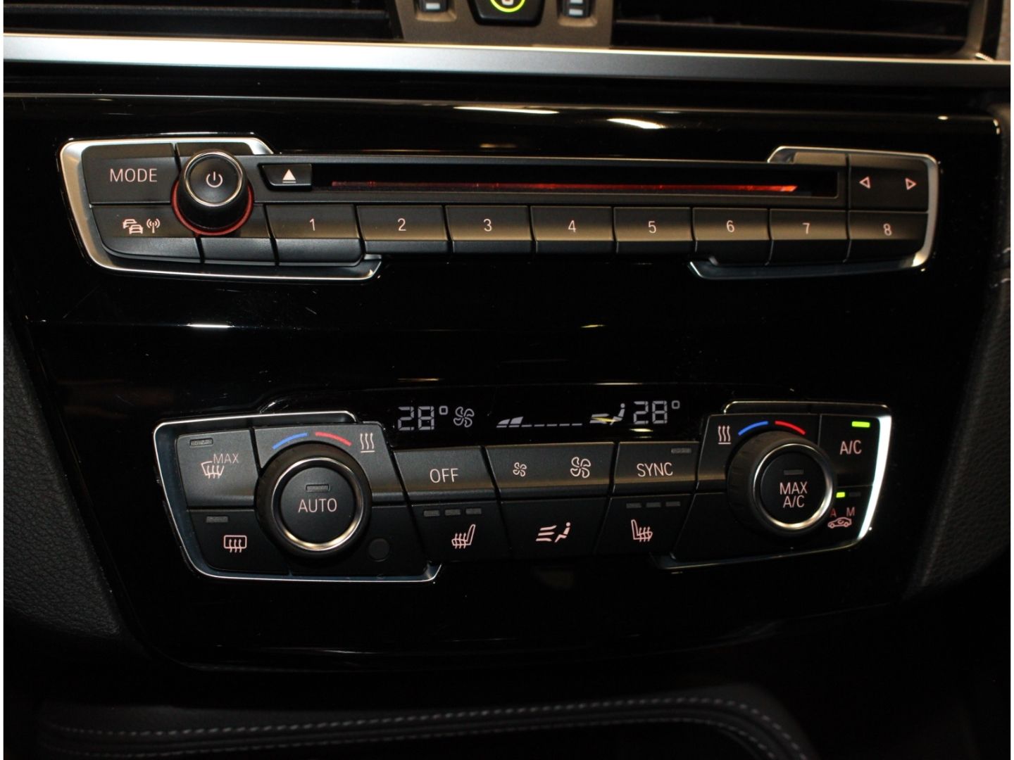 Fahrzeugabbildung BMW X2 xDrive 20 i M Sport X*1.Hand*Pano*HUD*Kamera