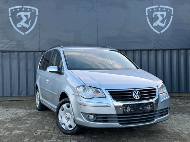 Volkswagen Touran Trendline/AHK/PDC/SHZ/DSG