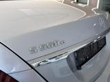 Mercedes-Benz S 560e Lang+AMG+Chauffeur-Paket+Pano+ACC+VOLL! - Mercedes-Benz S 560 mit Hybrid-Antrieb