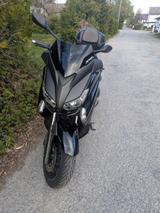 Yamaha X-MAX 400 - YAMAHA X MAX 400
