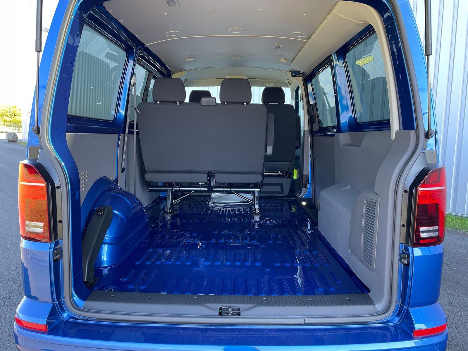 Volkswagen T6.1 Transporter Kombi KR LED STANDHZ ACC NAVI