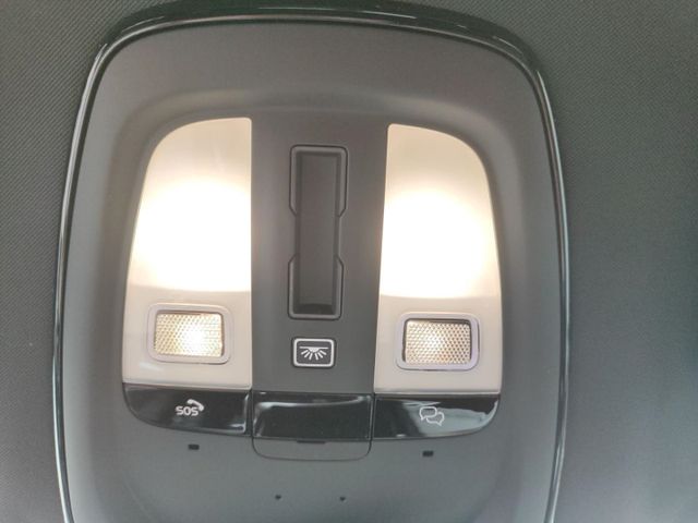 VOLVO XC 90 (Bild 19 von Array)
