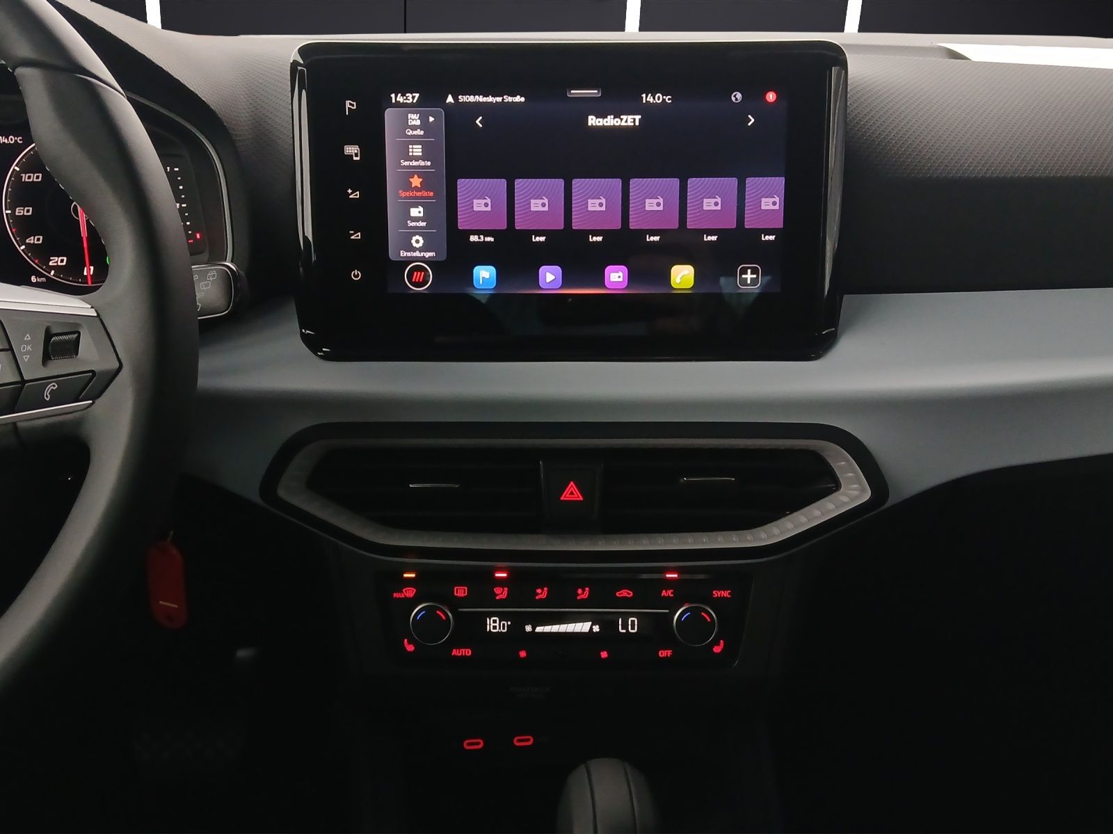 Fahrzeugabbildung SEAT Ibiza TSI Road-Edition DSG LED Navi AID ACC RFK