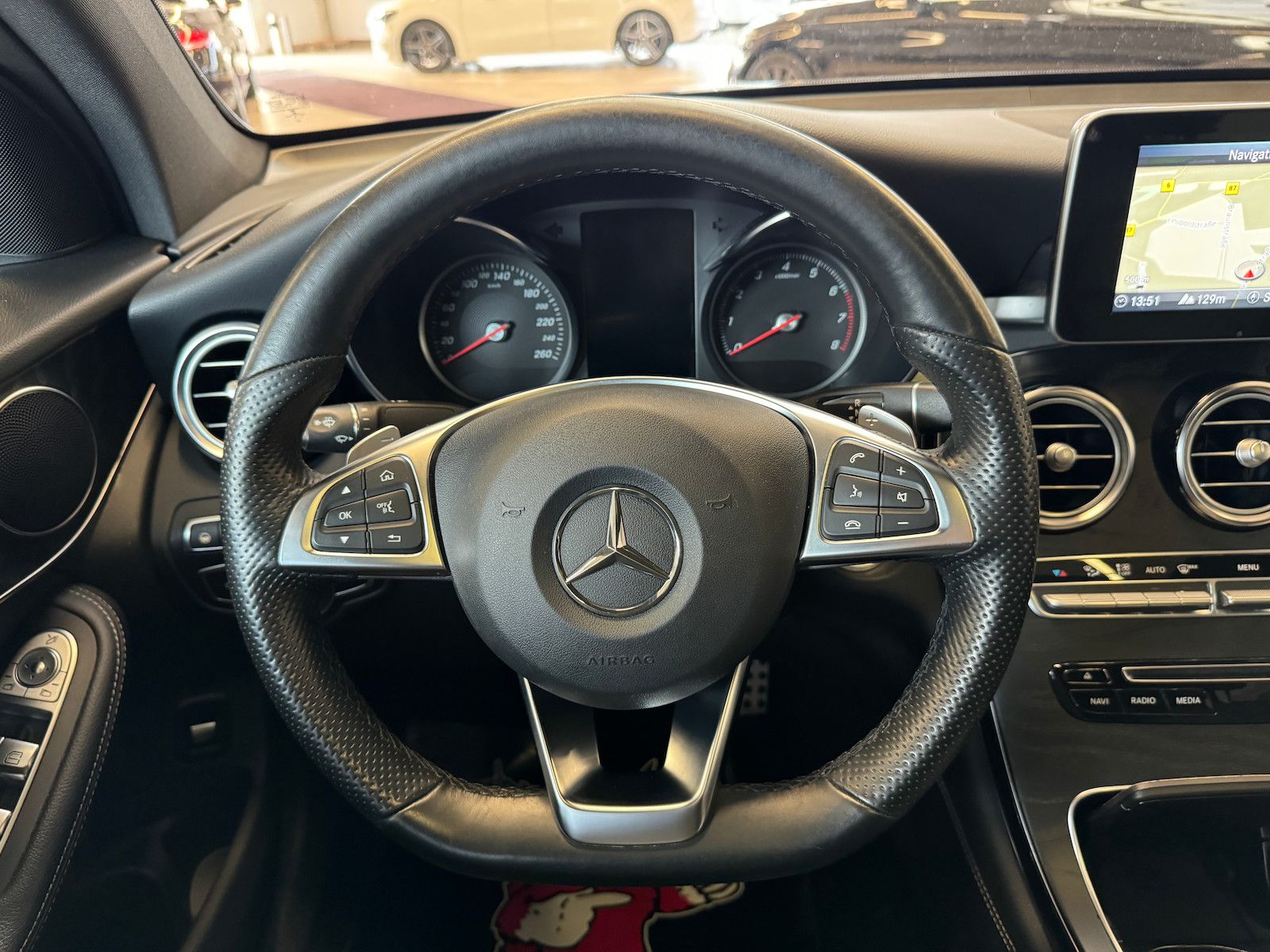 Fahrzeugabbildung Mercedes-Benz GLC 250 Coupe AMG/LED/Distronic/S-Dach/Memo/360°