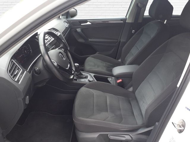 Fahrzeugabbildung Volkswagen Tiguan 2.0 TDI R-line 4Motion DSG KLIMA LED ALU