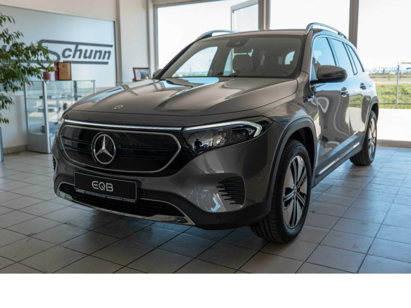 MERCEDES-BENZ EQB 300 4Matic Progressive +Rückfahrkamera+FLA+
