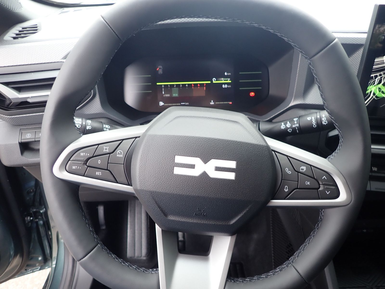 Fahrzeugabbildung Dacia Duster Journey Mild Hybrid 140