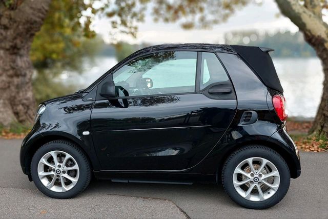 Smart Fortwo 453 Cabrio Passion, 90 PS, 35...