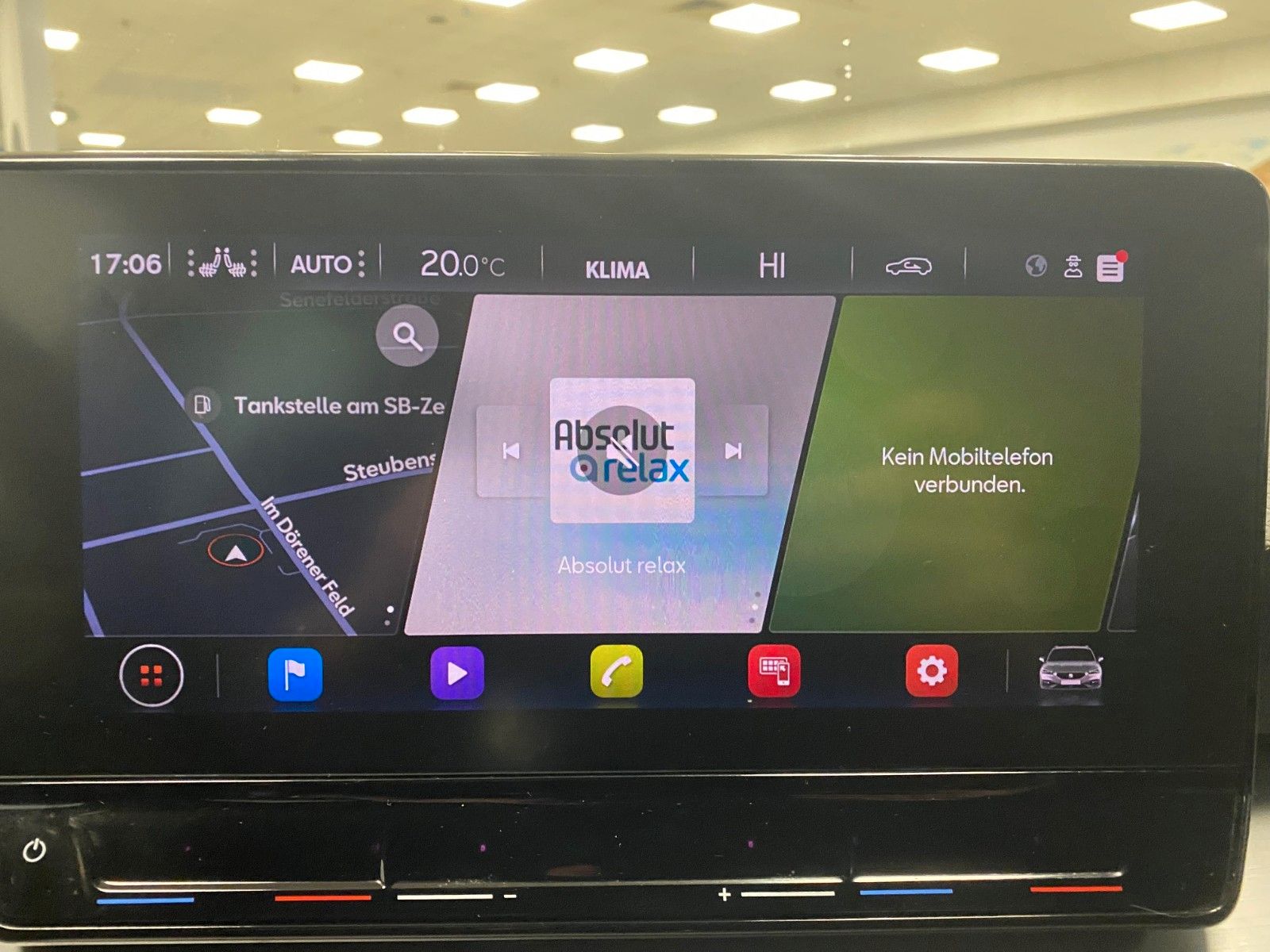 Fahrzeugabbildung SEAT Leon 1.5 TSI FR Sportstourer+ACC+AHK+KAMERA+ST+