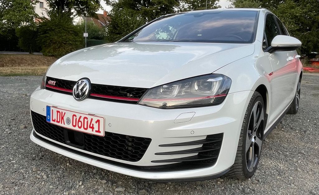 Image of Volkswagen Golf