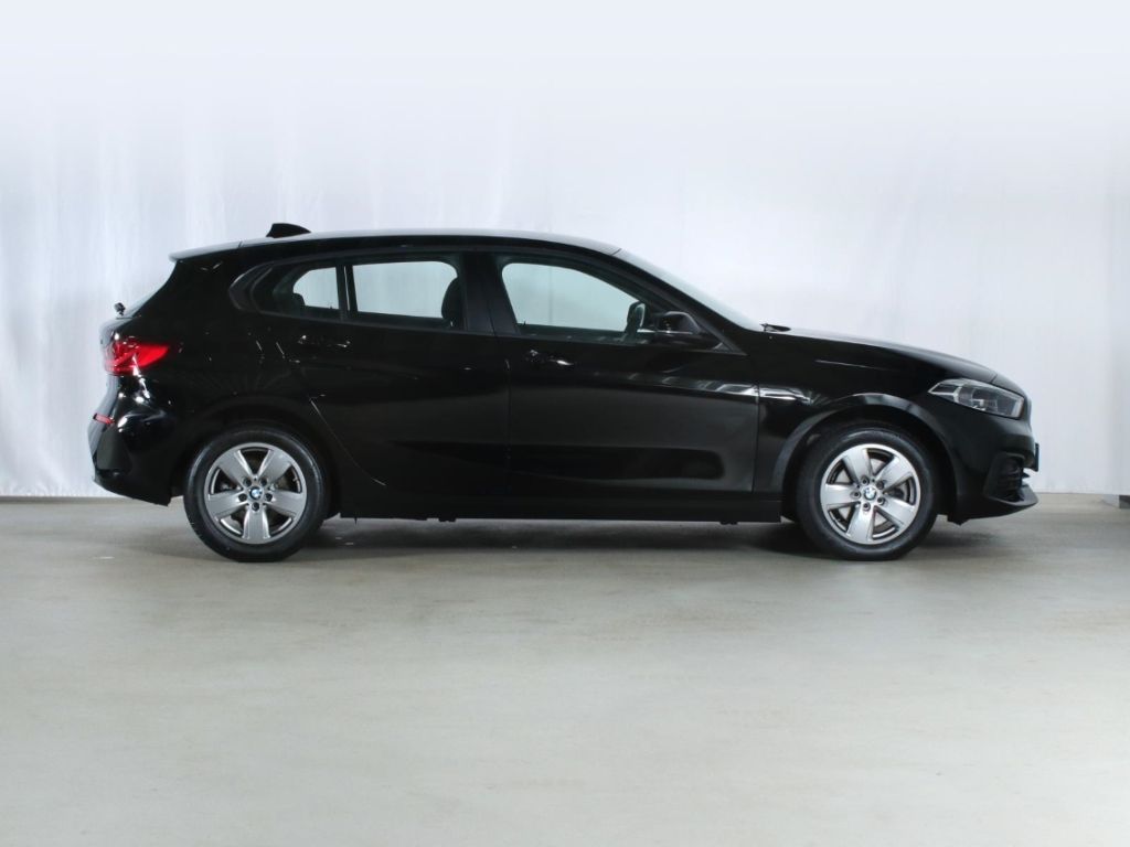 BMW 118 i Advantage LED NAVI LederLenkrad PDC foto 4