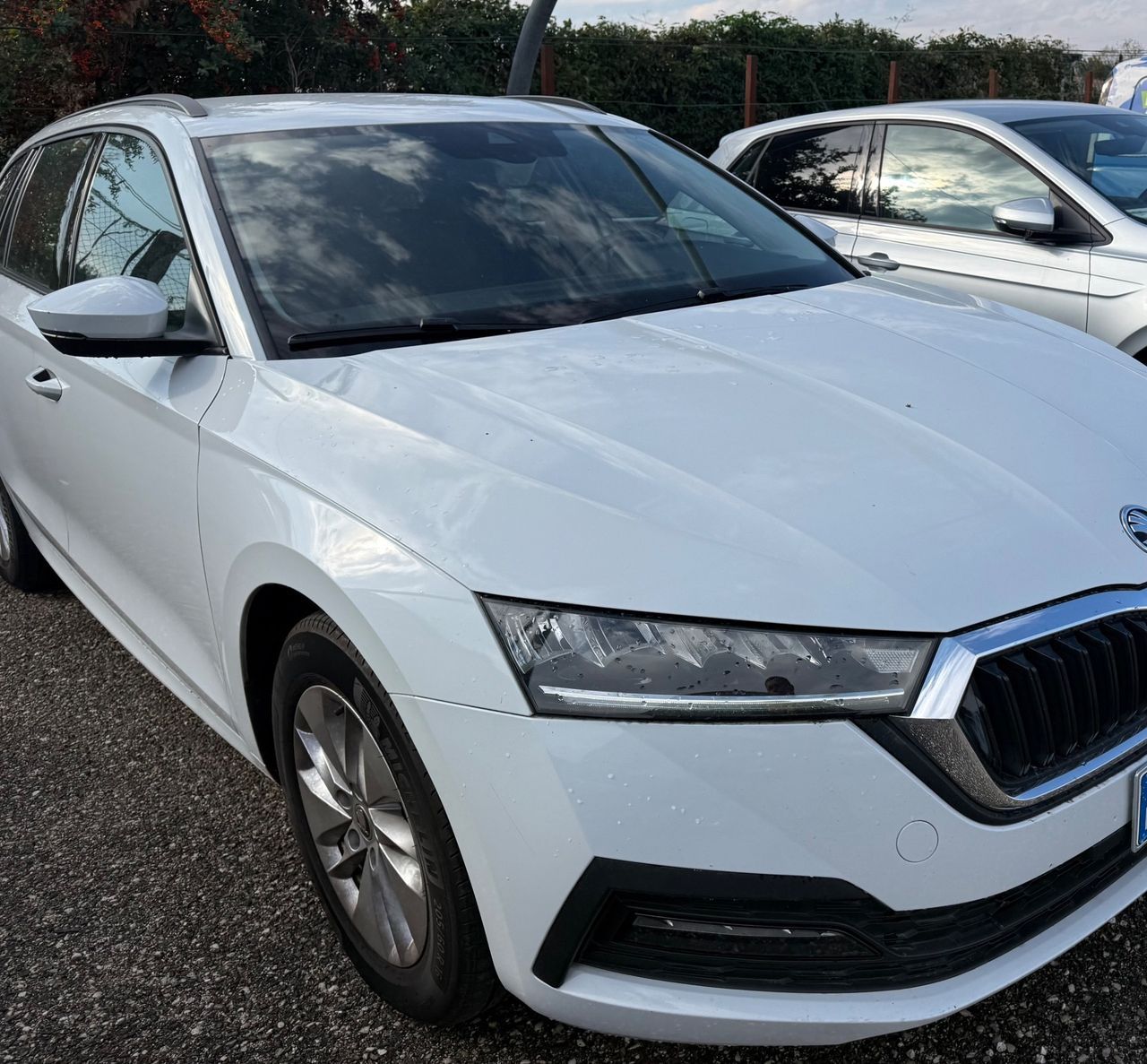 Skoda Octavia 2.0 TDI DSG SCR 150 CV Wagon Execu imagem 2