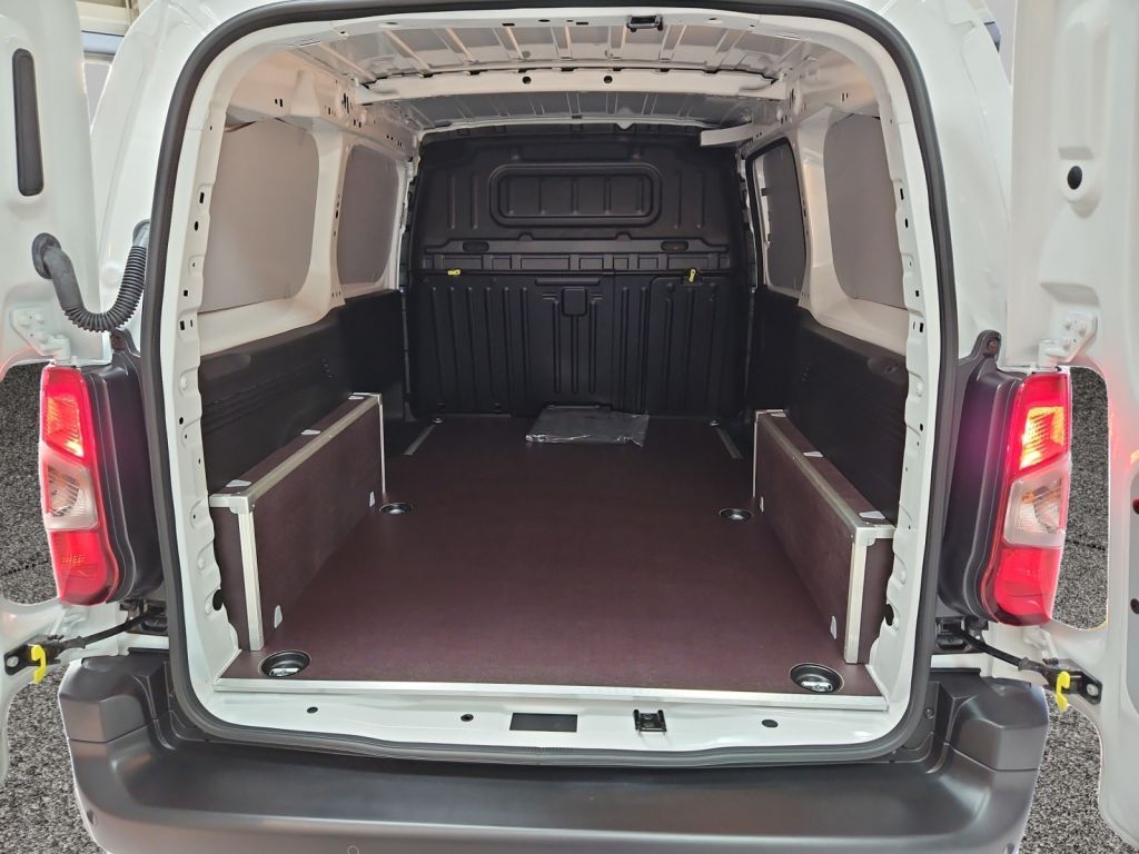 Fahrzeugabbildung Opel Combo Cargo 1,5 Diesel XL