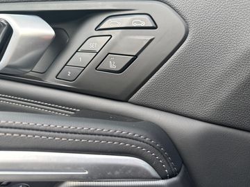 BMW X6 xDrive30d M Sportpaket Head-Up HiFi DAB LED