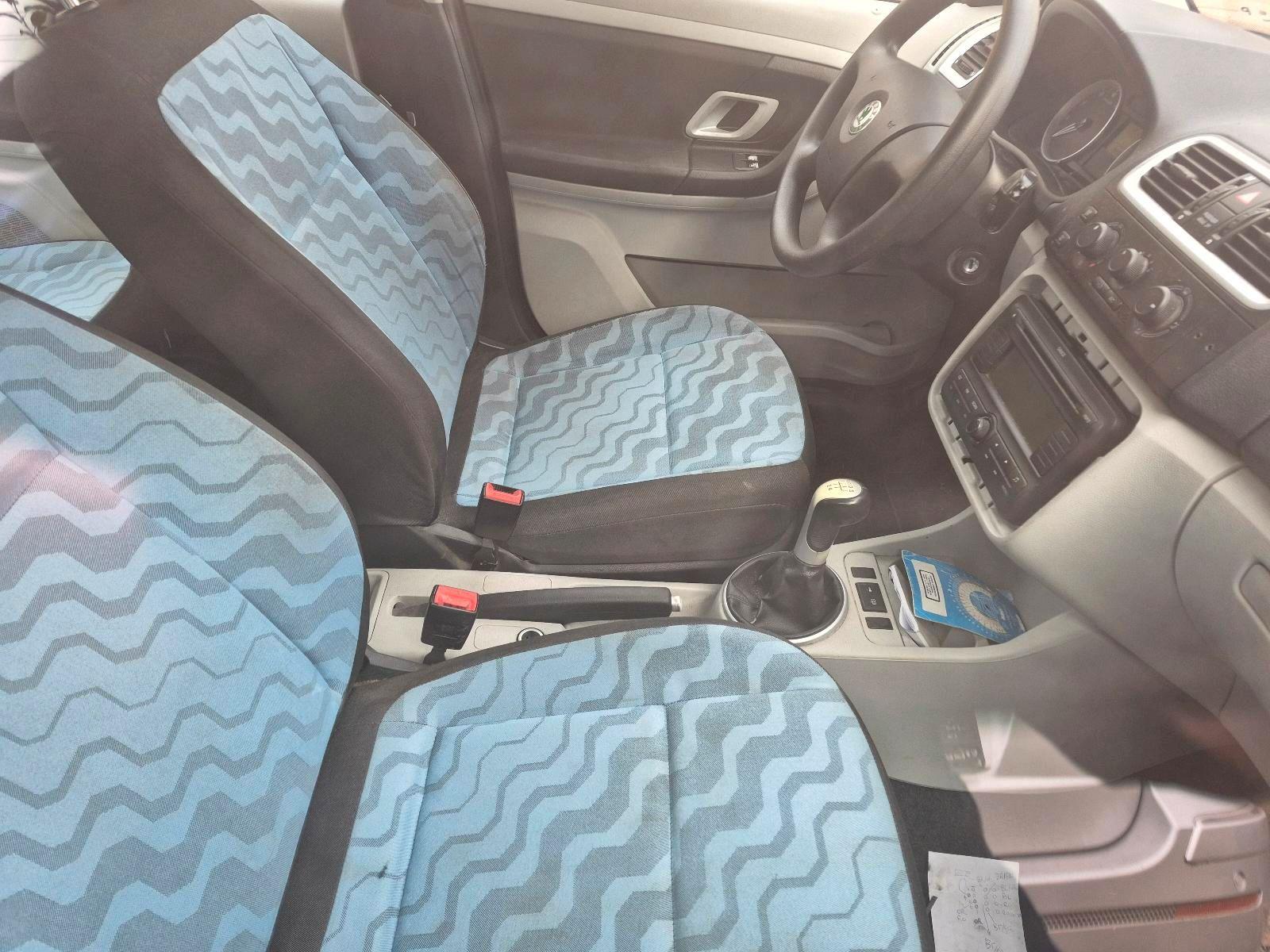 Skoda Roomster 2006 — interior