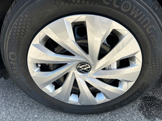 Fahrzeugabbildung Volkswagen Polo 1,0 TSI DSG LED MATRIX NAVI KEYLESS IQDRIVE
