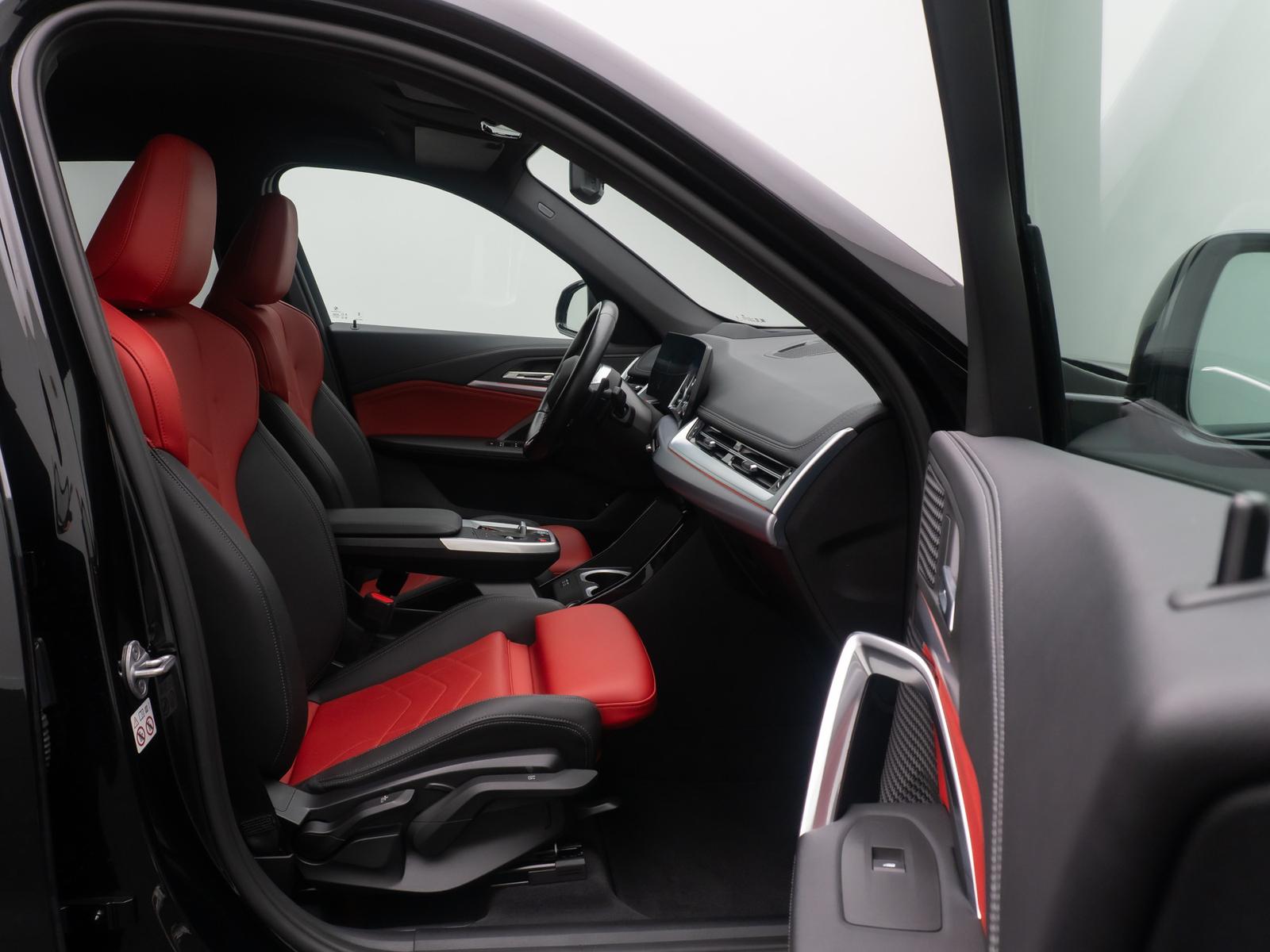 BMW X1 sD20i M Sport AHK 360°ACC HUD DAB Komfort 18", миниатюра 23