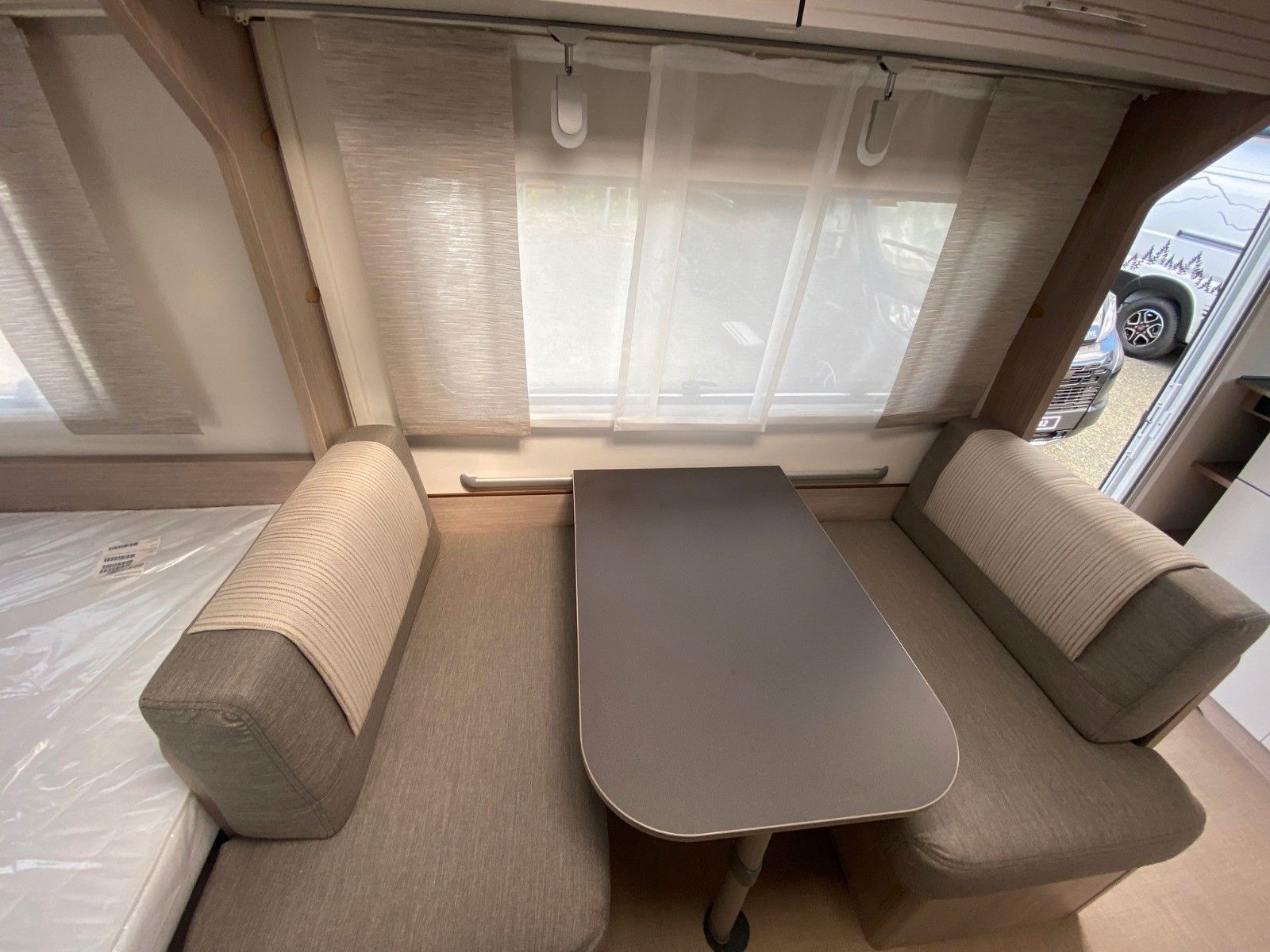 Fahrzeugabbildung Bürstner Premio Life 480 TS Attractive*1500Kg*Paket1+2