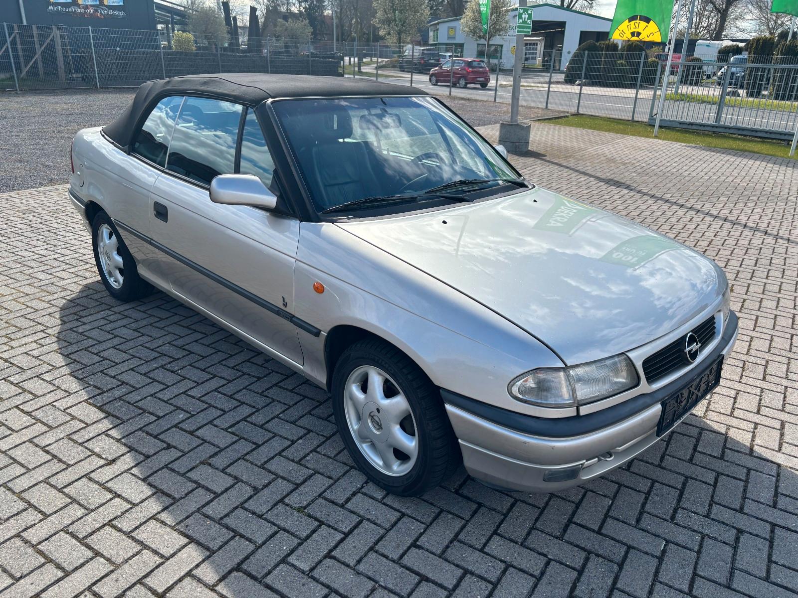 Opel Astra F Cabrio el. Dach Sport-Volleder Sitzh Per