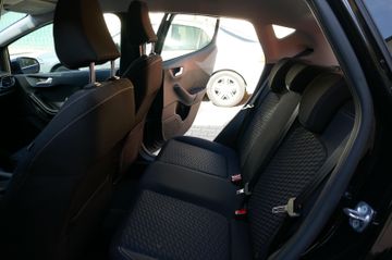 Fahrzeugabbildung Ford Fiesta Titanium X